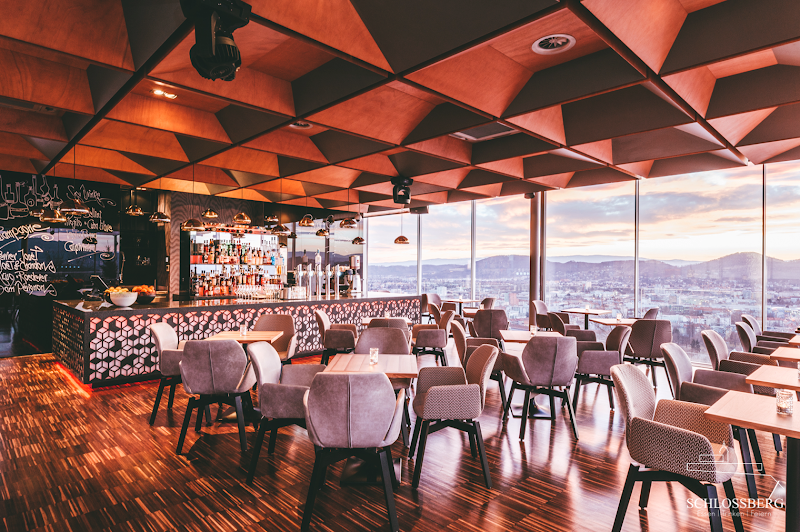 Schloßberg Biergarten