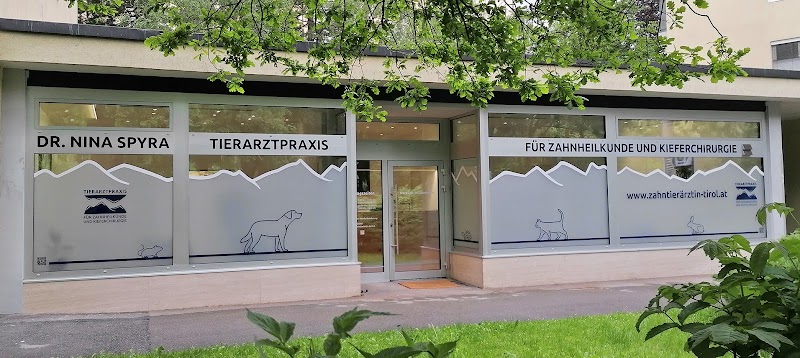 Tierarztpraxis für Zahnheilkunde und Kieferchirurgie Dr. Nina Spyra